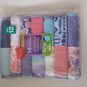 Girls size 12 hipster underwear